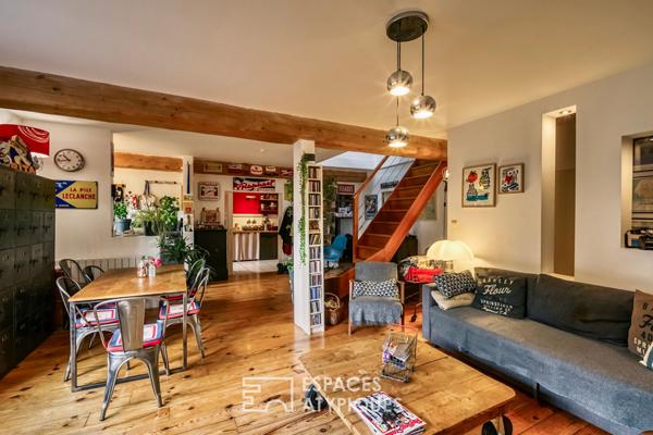 Maison restructurée à l’esprit bohème avec jardin et garage