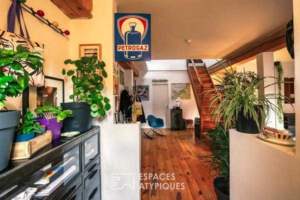 Maison restructurée à l’esprit bohème avec jardin et garage