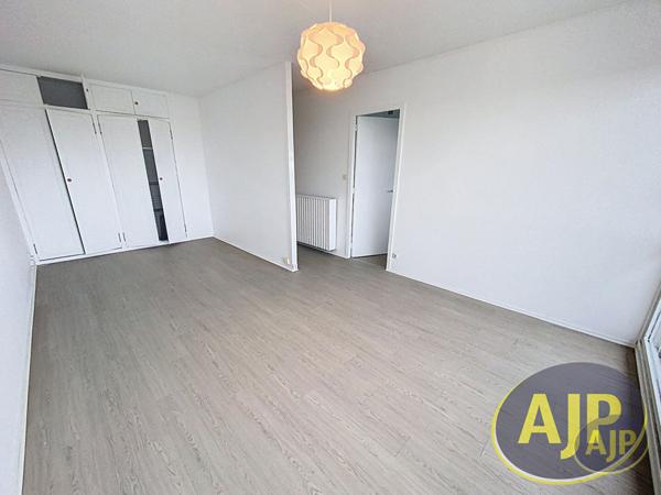 Vente appartement Bordeaux : 145 000 € - AJP Immobilier Bordeaux Saint-Augustin