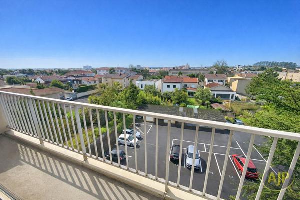 Vente appartement Bordeaux : 145 000 € - AJP Immobilier Bordeaux Saint-Augustin