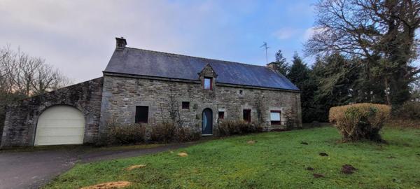 Demeure en campagne, 14 Hectares bois, verger, prairie....