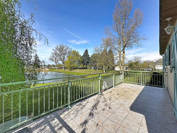 Maison de 140 m² avec étang ! Cadre bucolique à 2 min de Longué