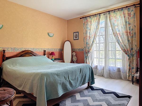 Maison de 140 m² avec étang ! Cadre bucolique à 2 min de Longué