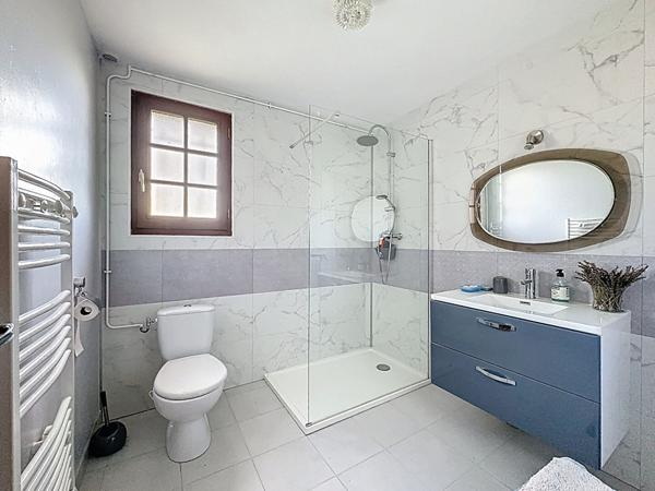 Maison de 140 m² avec étang ! Cadre bucolique à 2 min de Longué