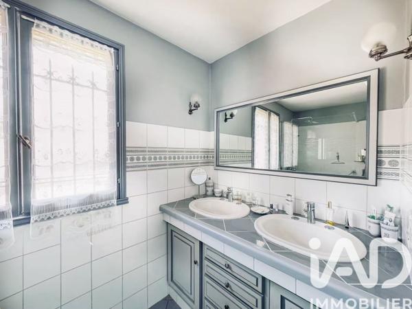Maison à vendre 5 pièces 175 m² Le Luc