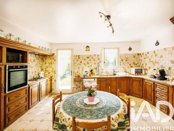 Maison à vendre 5 pièces 175 m² Le Luc