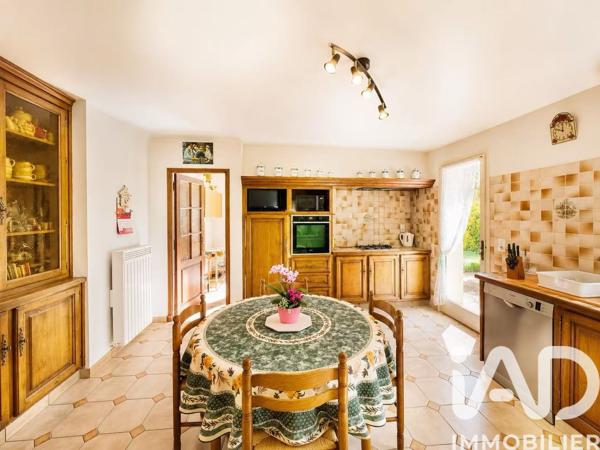Maison à vendre 5 pièces 175 m² Le Luc