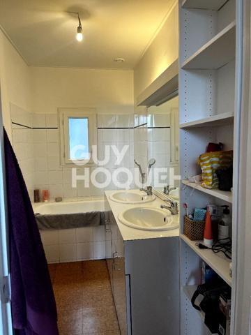 Appartement de charme 4 pièces 107 m2 bv Guist'hau non meublé