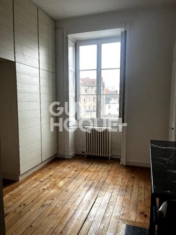 Appartement de charme 4 pièces 107 m2 bv Guist'hau non meublé