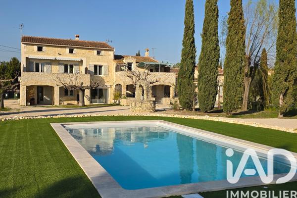 Maison à vendre 15 pièces 365 m² Saint-Rémy-de-Provence