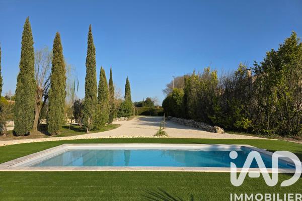 Maison à vendre 15 pièces 365 m² Saint-Rémy-de-Provence