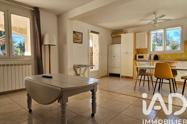 Maison à vendre 15 pièces 365 m² Saint-Rémy-de-Provence