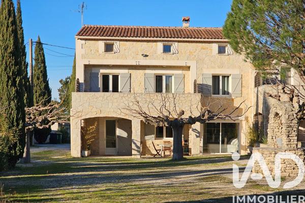 Maison à vendre 15 pièces 365 m² Saint-Rémy-de-Provence
