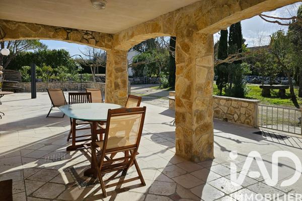 Maison à vendre 15 pièces 365 m² Saint-Rémy-de-Provence