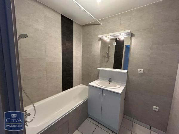 Appartement à louer 3 pièces 63.86m² Boulazac Isle Manoire (24750)