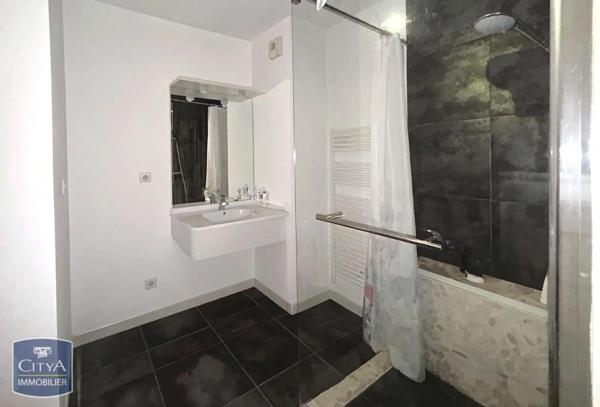 Appartement à vendre 2 pièces 52m² Feigères (74160)