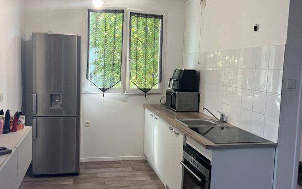 Appartement à vendre    1 pièce •  Le Blanc-Mesnil