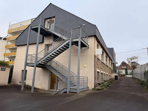 Bureaux Laval 930 m2 , Laval Bureaux Laval 930 m2 , Laval