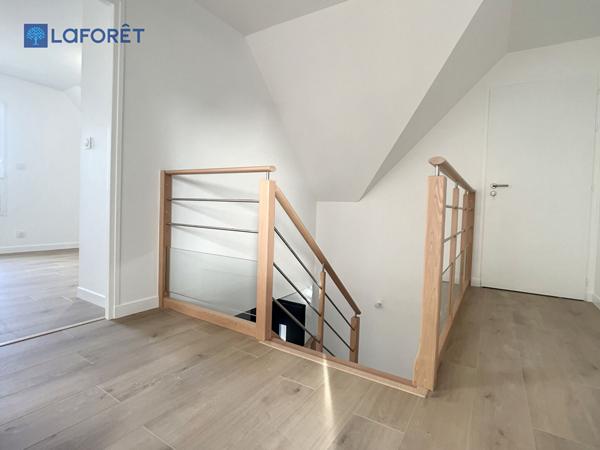 Location maison près de PLOUHINEC - 6 pièce(s) - 118 m² - 1 300 €/mois