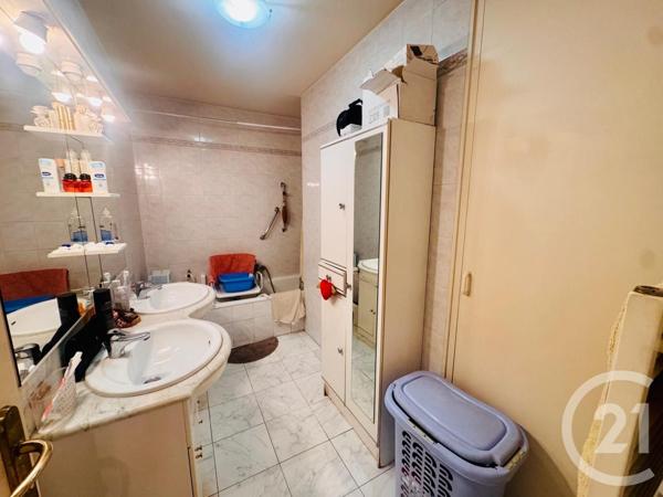 Appartement F2 à vendre  2 pièces - 56,61 m2 LE CANNET - 06