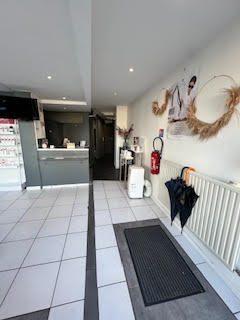 Local commercial à louer, 83 m² - Faches-Thumesnil 59155