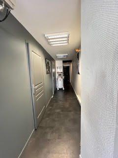 Local commercial à louer, 83 m² - Faches-Thumesnil 59155