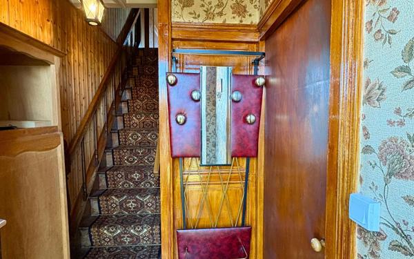 Maison à vendre    2 pièces •  Lathus-Saint-Rémy