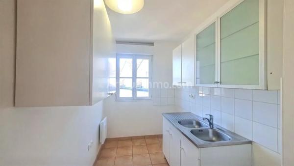 Vente                                                      Appartement
                        
                     3 pièces                      62 m2                     à Draveil