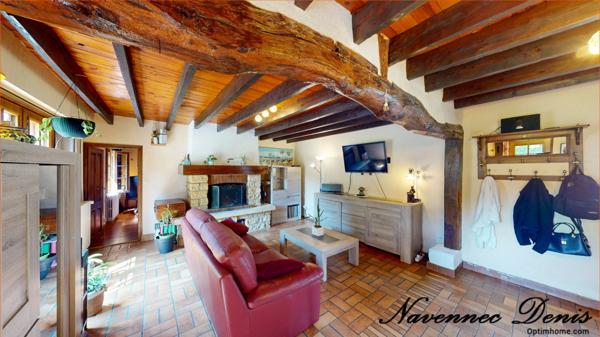 Maison normande de 115 m² avec dépendances aménageables de 110m² , calme et cachet – 284 000 €