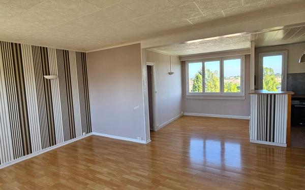 Appartement à vendre    3 pièces • 66,59 m2 Laon