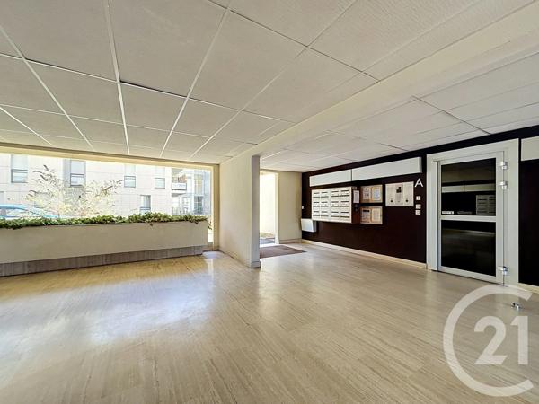 Appartement F3 à vendre  3 pièces - 84,02 m 2   TOURS  - 37