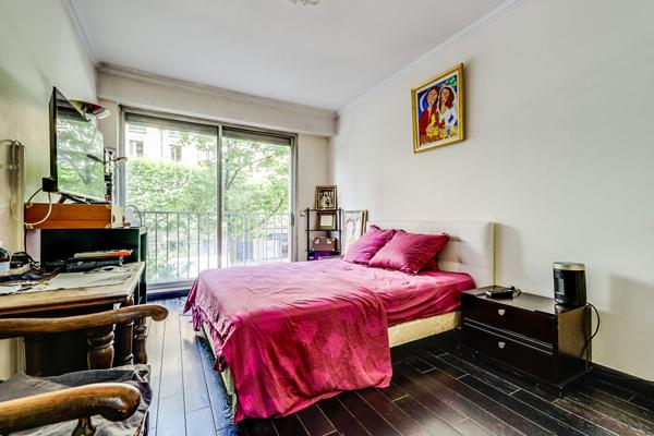 Charenton Le Pont 4 pièce(s) 92 m2 + Balcon  et place de parking - Vue sur le bois