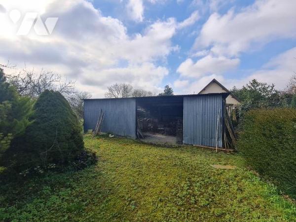 OISEMONT - Proche centre ville, parcelle de terrain à bâtir, non viabilisée, d'une superficie d...