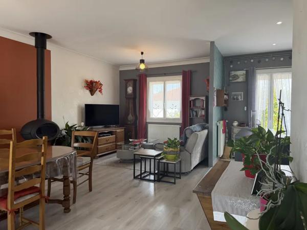 Maison de plain-pied sur un terrain de 1 500 m2, sans travau