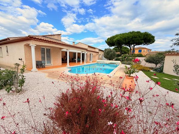 Maison - 6 pièces - 160 m²