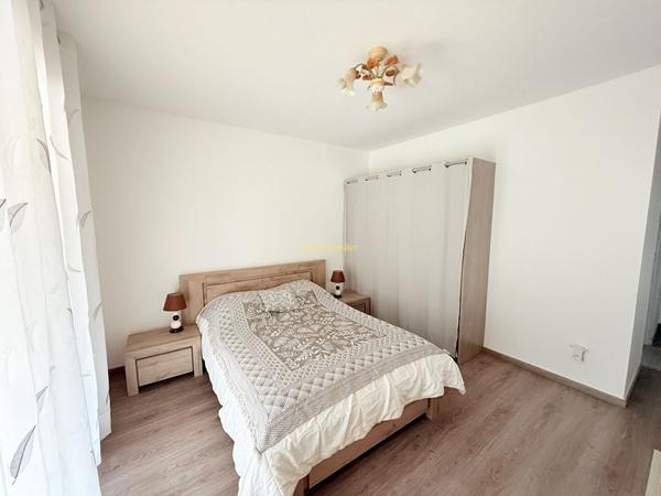 Maison - 6 pièces - 160 m²