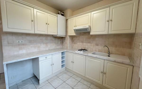 Appartement à vendre    2 pièces •  Carhaix-Plouguer