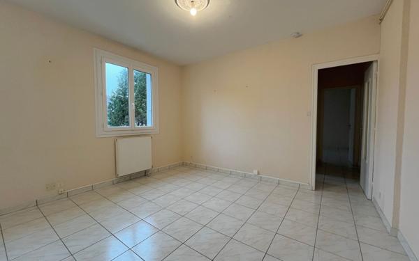 Appartement à vendre    2 pièces •  Carhaix-Plouguer