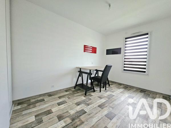 Location maison 4 pièces 84 m² Saint-Denis-la-Chevasse