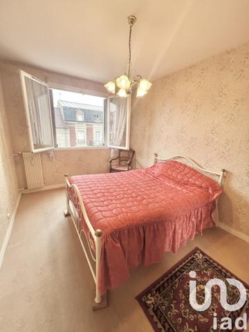 Appartement 3 pièces de 66 m² à Creil (60100)