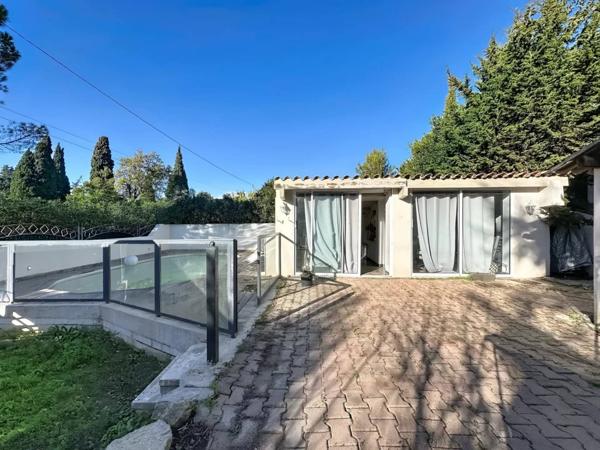 Maison individuelle avec piscine et dépendance – Mougins
