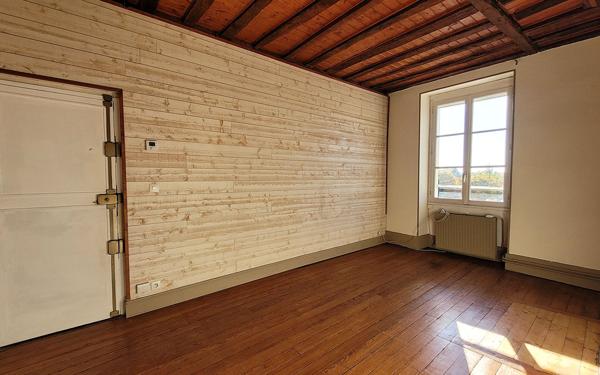 Appartement à vendre    4 pièces • 63,36 m2 Orléans