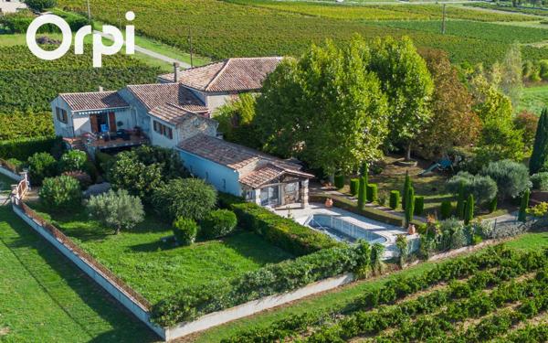 Maison à vendre    5 pièces •  Saint-Just-d'Ardèche