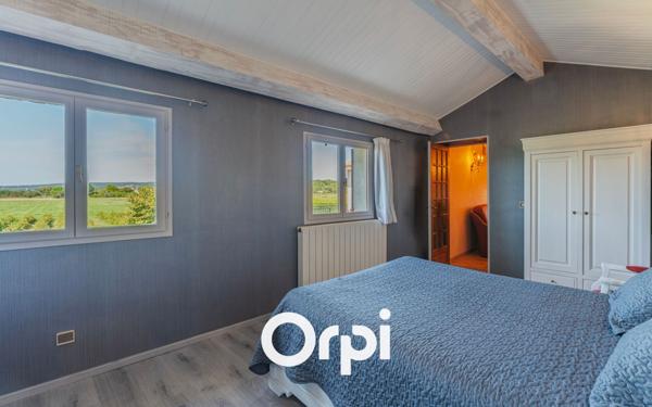 Maison à vendre    5 pièces •  Saint-Just-d'Ardèche