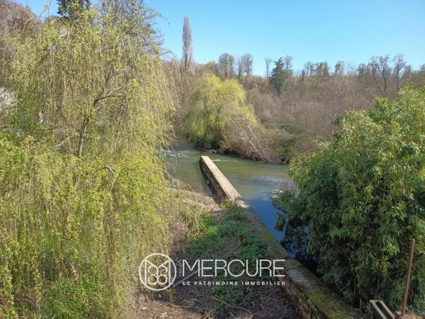 Ancien moulin en bord de Charente