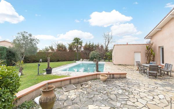 Maison à vendre    5 pièces •  Cugnaux