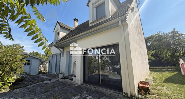 À vendre Maison 6 pièces 117 m² - Ecquevilly 78920