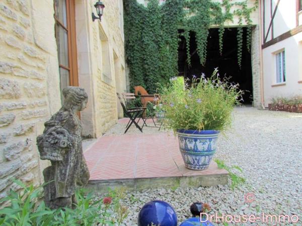 Maison à vendre 25 pièces de 657 m²