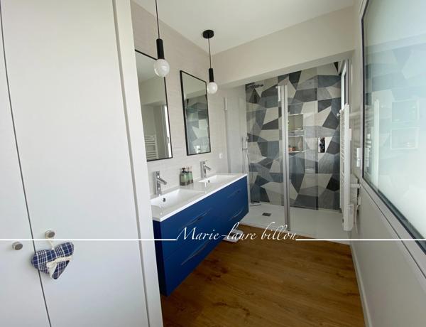 Maison à vendre 5 pièces SAINT GILLES CROIX DE VIE (85), quartier BOISVINET, maison totalement rénovée, garage, jardin.