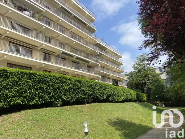 Appartement 5 pièces de 127 m² à Versailles (78000)